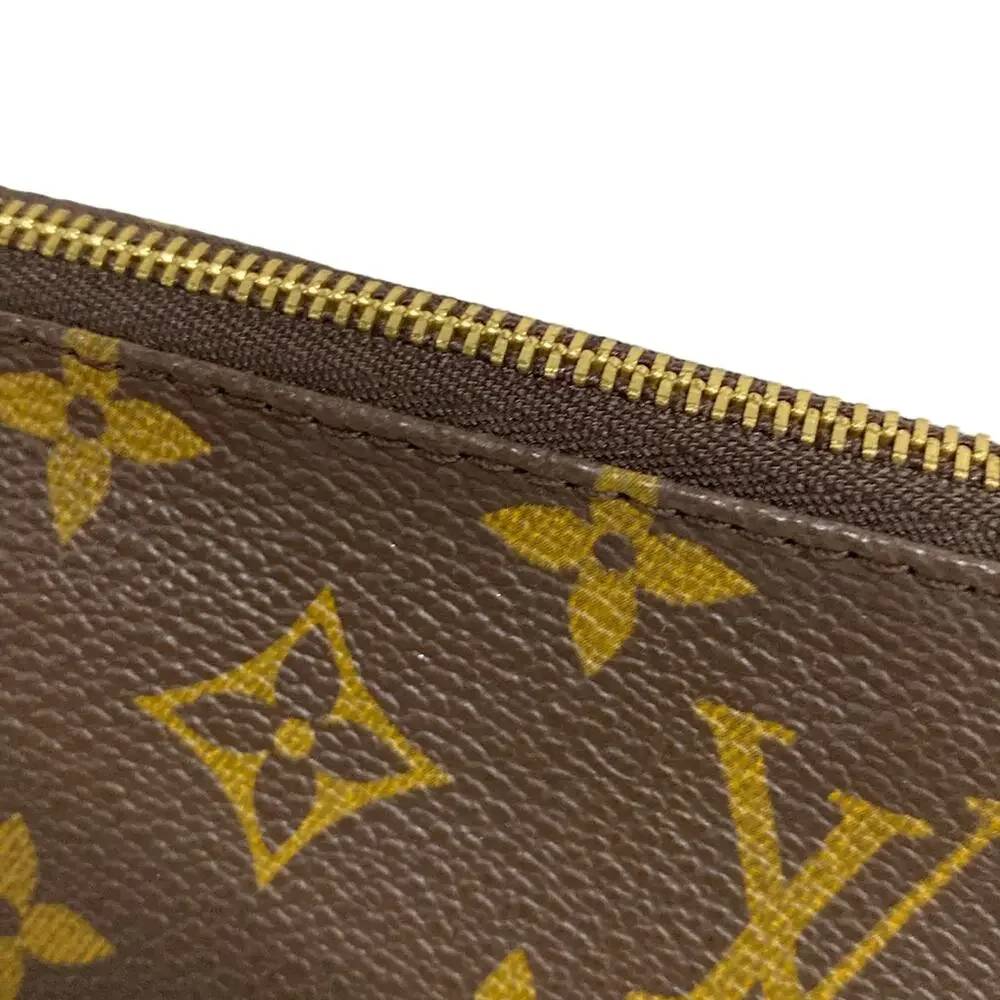 Louis Vuitton Pochette Accessoires Monogram Handbag M51980